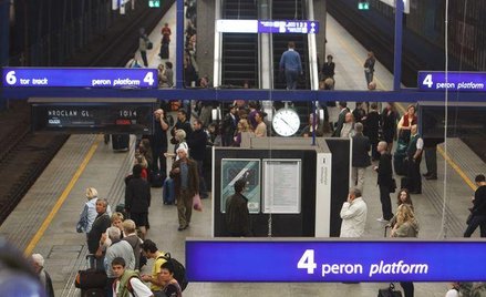 Niepełnosprawni: kary za dworzec nieprzystosowany dla podróżujących