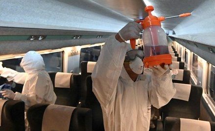 W transporcie publicznym można się łatwo zarazić wirusem