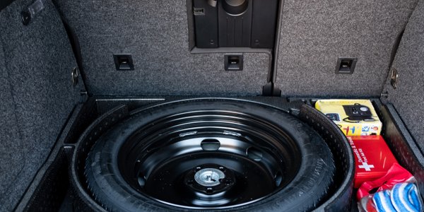 Rząd przywraca obowiązkowe apteczki w osobówkach. Większość Polaków nie będzie musiała jednak ich kupować