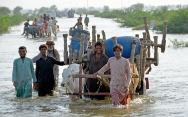 Intensywne opady monsunowe wywołały powódź w Pakistanie