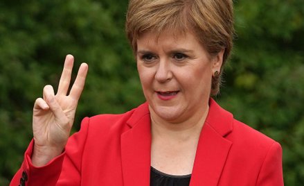 Nicola Sturgeon chce referendum „kiedy minie kryzys związany z Covidem”, ale „przed końcem 2023 roku