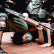 Odpowiedzią na plany Pekinu były stłumione przez policję niedzielne demonstracje w Hongkongu