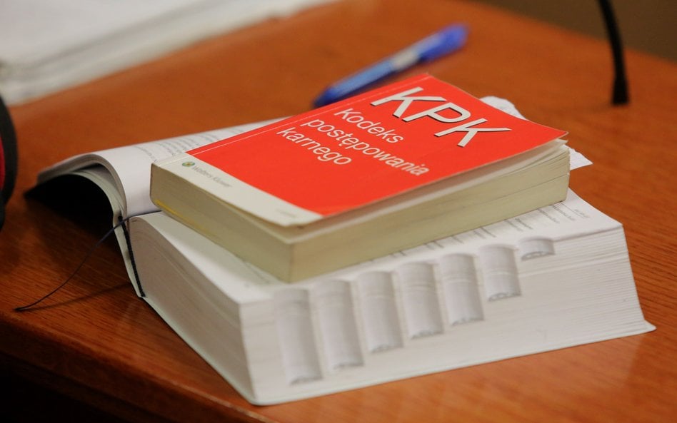 Prokuratorzy krytykują planowane zmiany dotyczące zaskarżenia decyzji o umorzeniu postępowania