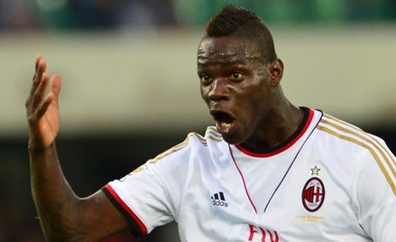 Mario Balotelli – o jego wojnie z rasistami jest najgłośniej. Fot. AFP/GIUSEPPE CACACE