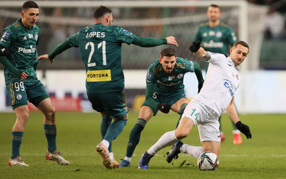 Ekstraklasa. Legia spędzi zimową przerwę w strefie spadkowej