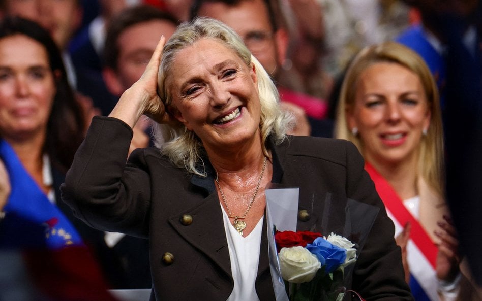 Według sondażu Marine Le Pen wygrałaby wybory prezydenckie we Francji