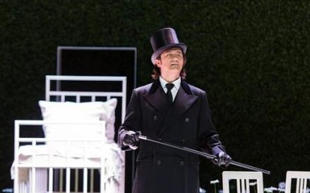 Piotr Beczała przykuwa uwagę w roli Fausta