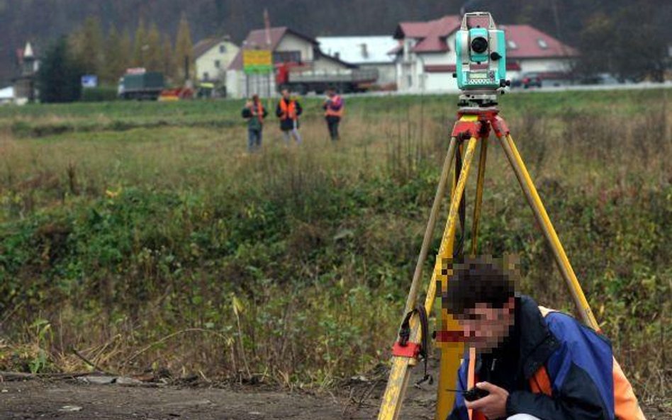 W razie sporu geodeta ustali granicę między sąsiednimi nieruchomościami