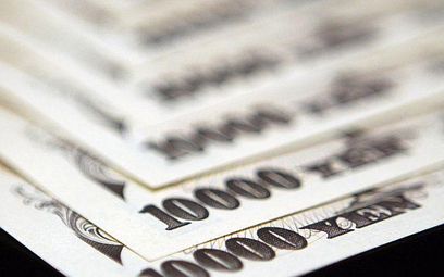 Typ techniczny: Pytania o przyszłość japońskiego jena wciąż aktualne