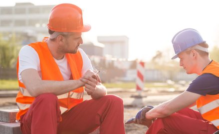 Skutki epidemii koronawirusa dla cudzoziemców - zleceniobiorców i gospodarki
