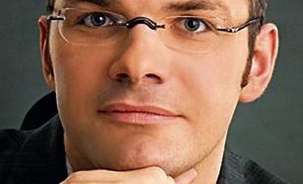 dr Sergiusz Trzeciak jest autorem książki „Marketing polityczny w Internecie”