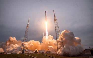 Po wybuchu rakiety kolejne starty SpaceX są zaiweszone