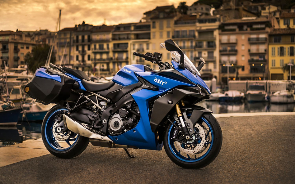 Suzuki GSX-S1000GT: W podróż i nie tylko