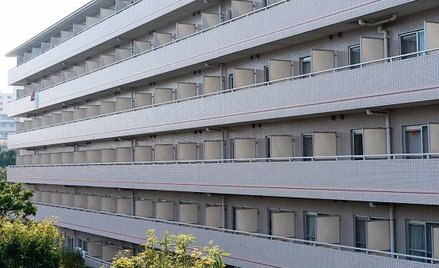 Covidowe przepisy pozwalały budować z pominięciem planów