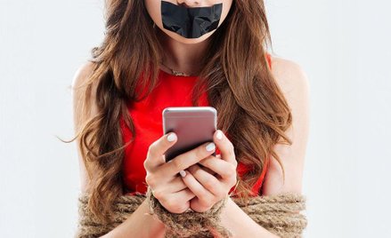 Lokalizacja wzywającego pomocy na 112 ma być darmowa i skuteczna nawet bez karty SIM - wyrok TSUE