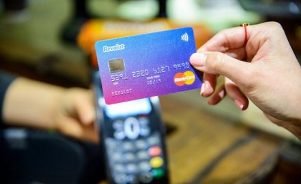 Revolut tłumaczy wpadkę problemami partnerów