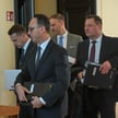Częścią prezentów ministrowie i wiceministrowie nie będą musieli się chwalić