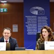 Kata Tüttő, przewodnicząca Komitetu Regionów i Siegfried Mureșan, współsprawozdawca PE w sprawie bud