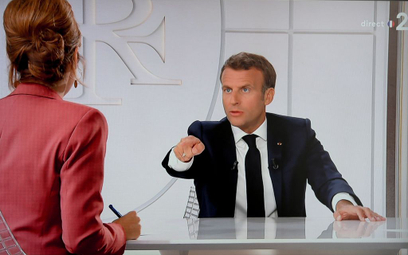 Macron chce obowiązku noszenia masek we Francji