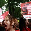 Ankara, 13 czerwca. Protest przeciwko zbliżającemu się szczytowi NATO. Hasło na transparencie:  „NAT