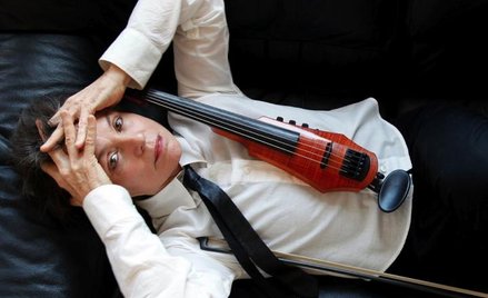 Laurie Anderson - skrzypaczka, reżyserka, kompozytorka, performerka, pisarka, artystka multimedialna