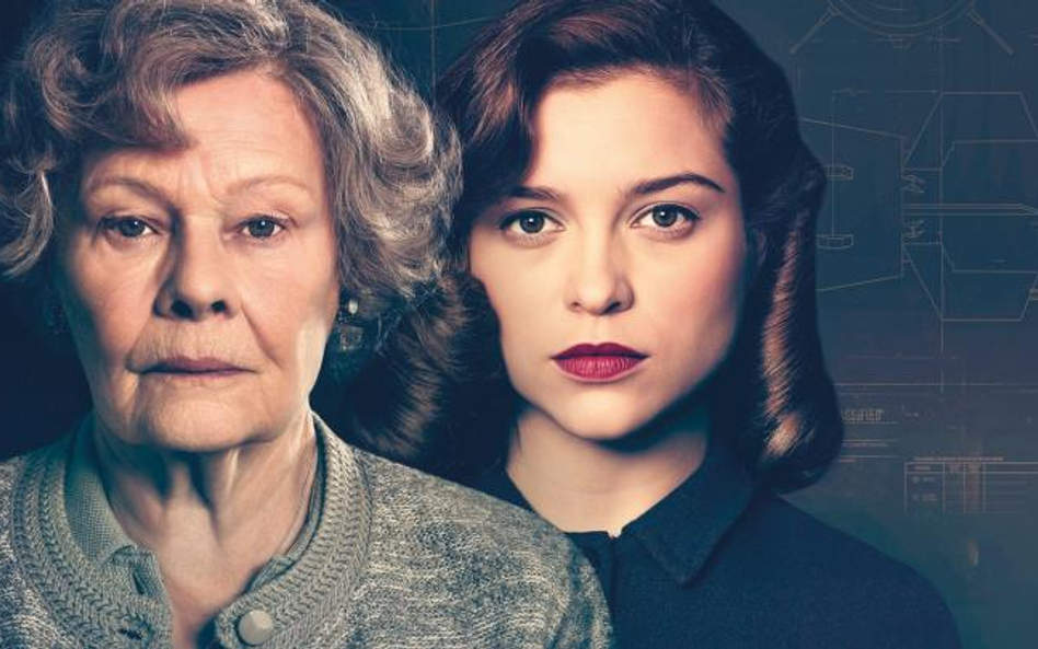 Judi Dench tym razem jako agentka Moskwy. Młodą bohaterkę zagrała Sophie Cookson