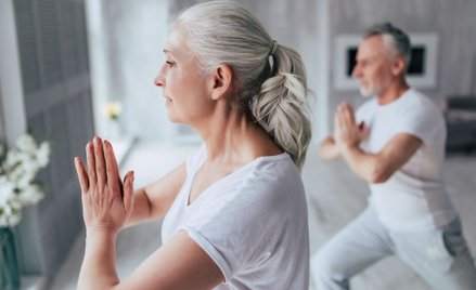 Joga łagodzi stres i ból w reumatoidalnym zapaleniu stawów