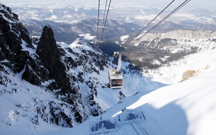 Jeżeli chcielibyśmy wybrać się na święta w góry, cena za noclegi wynosi pomiędzy 35 - 80 zł/os. za d