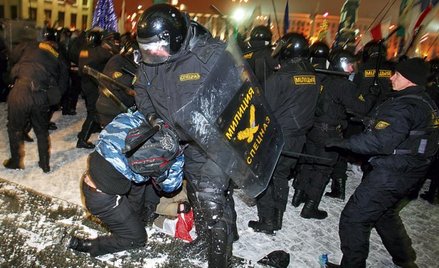 19 grudnia 2010 roku w Mińsku wielotysięczna manifestacja została zaatakowana przez milicję
