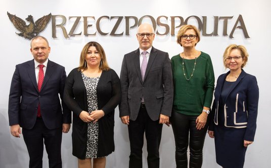 Podczas debaty eksperci zwracali uwagę, że choć mamy w Polsce refundację nowoczesnych terapii, to są