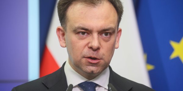 Podwyżka podatku dla ryczałtowców. Ministerstwo Finansów: bo niektórzy kombinują