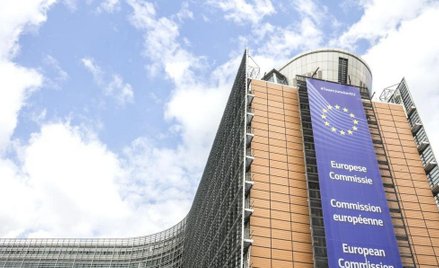 Unia popiera apel Stanów o globalnym minimum CIT