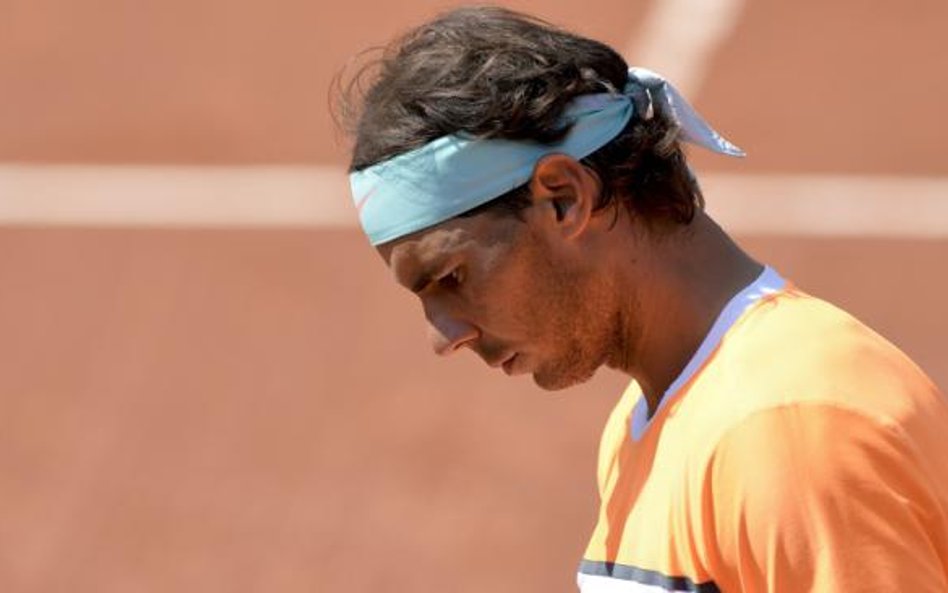 Rafael Nadal turniej Roland Garros wygrywał dziewięć razy. Dziesiątego triumfu w tym roku może nie b