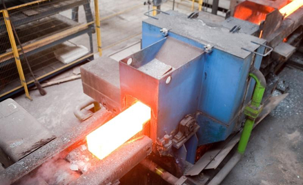 Największy w Polsce producent stali ArcelorMittal Poland chce obniżenia kosztów energii elektrycznej
