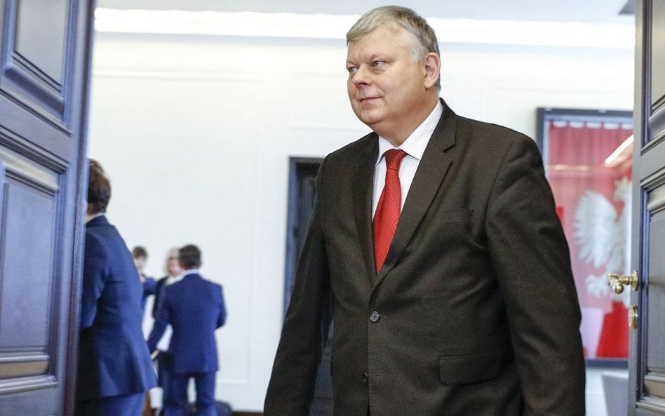 Marek Suski przeprasza za słowa o zarobkach nauczycieli