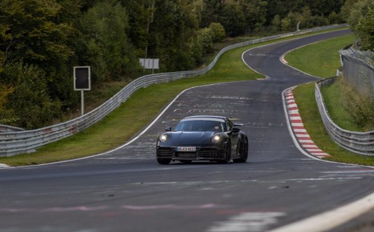 Prototypy hybrydowych Porsche 911