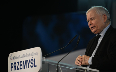 Jarosław Kaczyński niemal na każdym spotkaniu z wyborcami mówi o „złych” Niemcach