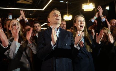 Przedterminowe wybory prezydenckie w Krakowie wygrał Łukasz Gibała