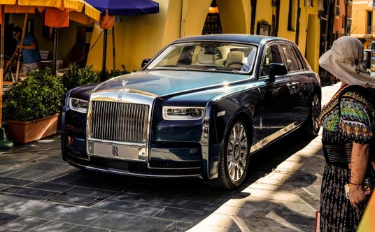 Rolls-Royce Phantom Inspired by Cinque Terre