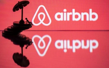 Airbnb sprzedaje pakiety turystyczne