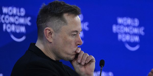 Unia wszczyna śledztwo w sprawie Groka. Platforma X Muska może zapłacić miliardy