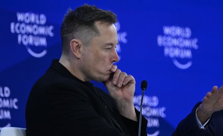 Komisja Europejska w sporze z platformą X Elona Muska. Grok wywołał globalny alarm