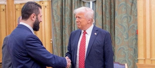 Spotkanie Ahmada asz-Szary z Donaldem Trumpem w maju br. w Rijadzie.