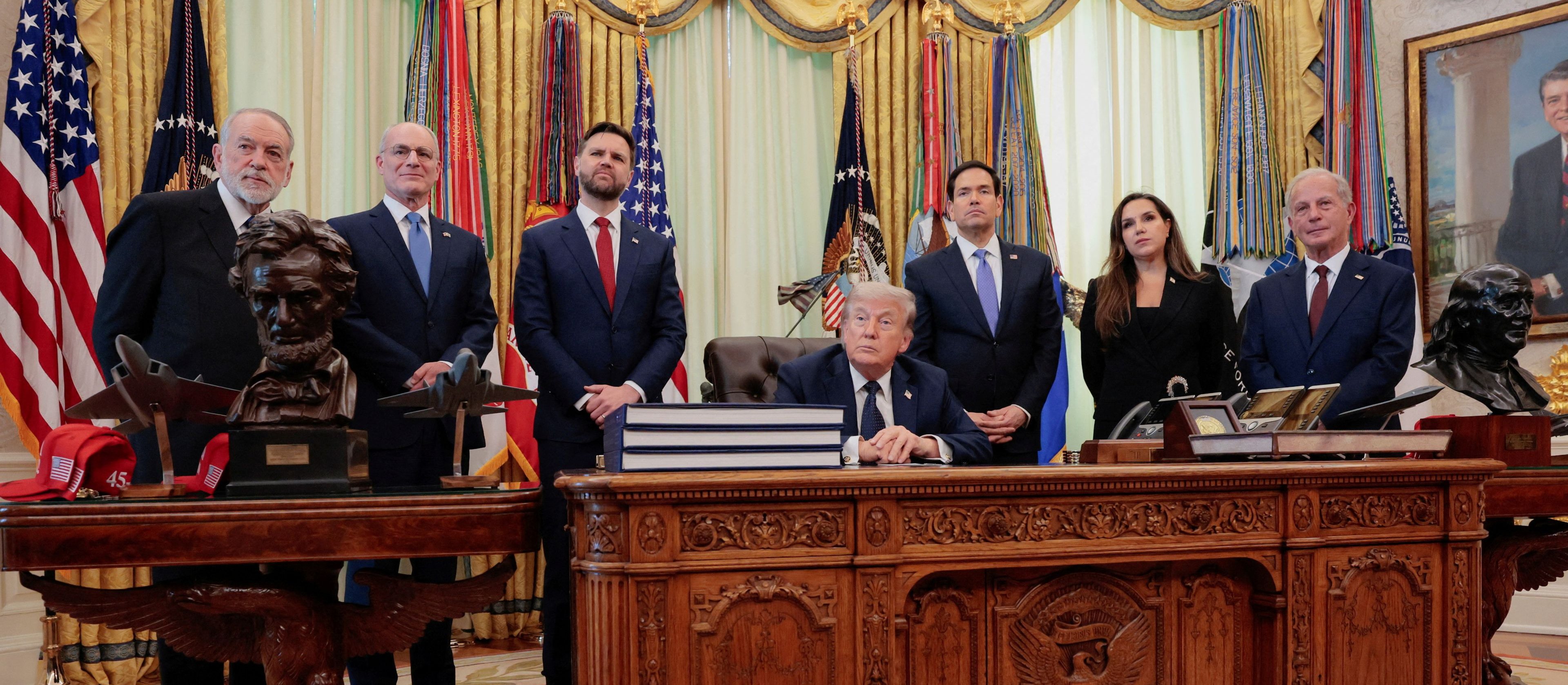 The ceasefire in Lebanon has been extended by 3  weeks. Donald Trump is counting on peace this year