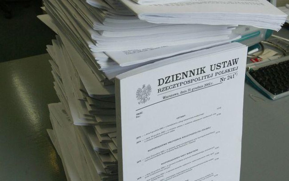 Nowych aktów prawnych w roku 2015 jeszcze więcej niż w 2014