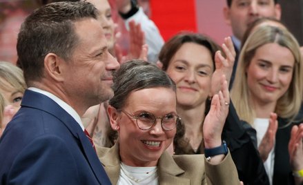 Rafał Trzaskowski podczas wieczornego wystąpienia w sztabie wyborczym w Warszawie