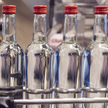 Rosjanie piją alkohol na umór. Od wojny coraz więcej