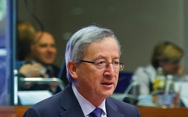 Szef Eurogrupy Jean-Claude Juncker nie ukrywa, że działania ratunkowe oznaczają dla Grecji utratę cz
