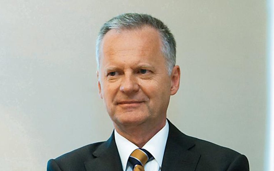 Kierowana przez Adama Górala grupa Asseco, mimo pogarszającej się koniunktury gospodarczej, wypracow