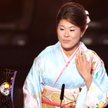 Homare Sawa, kapitan reprezentacji Japonii, z pucharem dla najlepszej piłkarki świata roku 2011